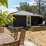 Auke - 100m From The Sea By Interhome Boto By